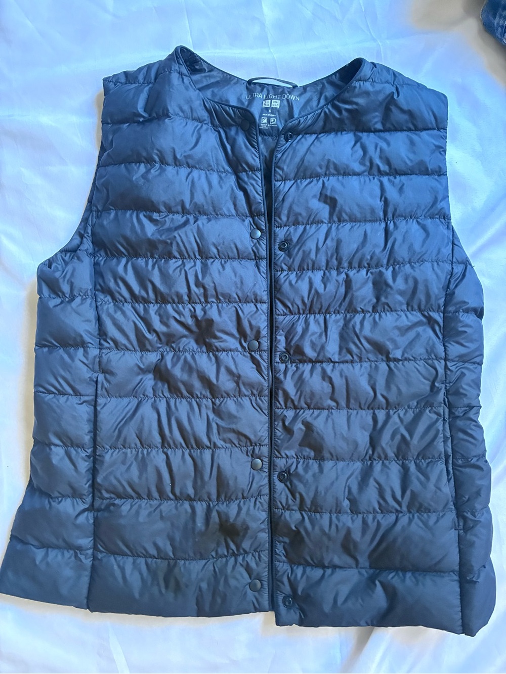 Uniqlo Women's Dark Blue Quilted Snap-Front Vest
